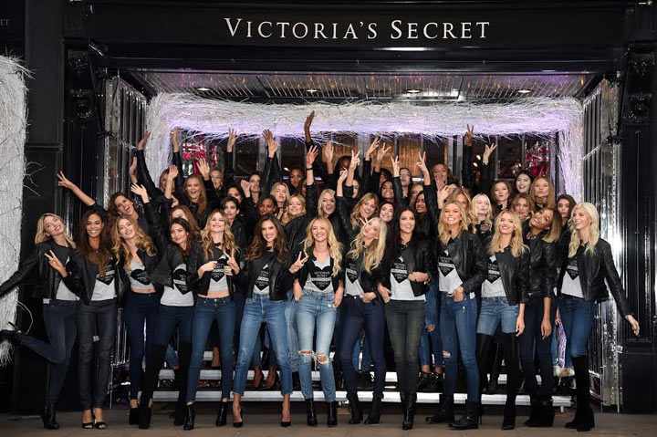 Victoria’s Secrets Models Stun Shoppers at New Bond St. Store
