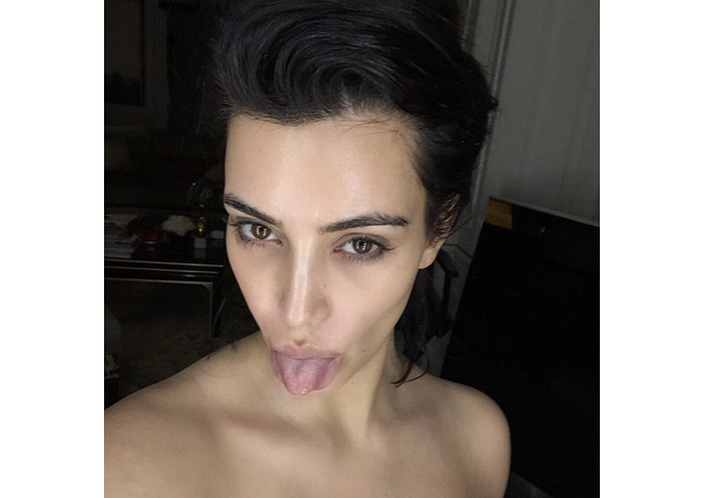 10 Times Kim Kardashian Showed the World She Still Looks Hot Without Makeup